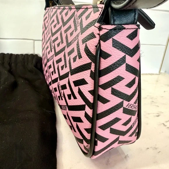 Versace La Greca Signature Shoulder Bag Pink Black Canvas Gold Metal Authentic - Picture 11 of 11
